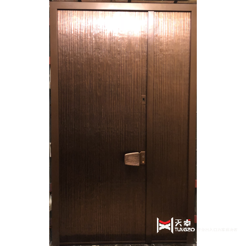 鑄鋁門和銅門哪個(gè)好，裝修選銅門還是鑄鋁門